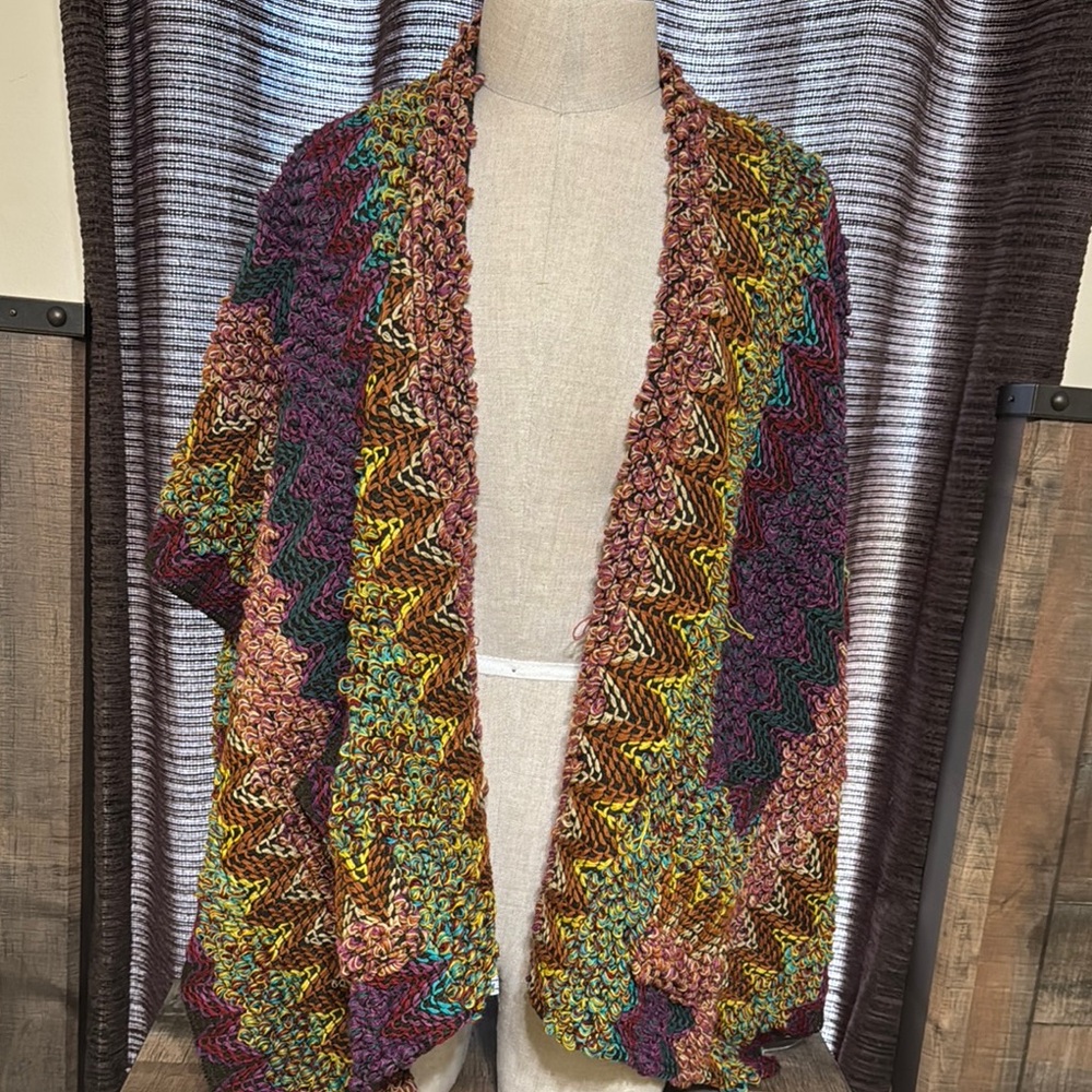 Multicolor Zigzag Knit Women's poncho/Sweater